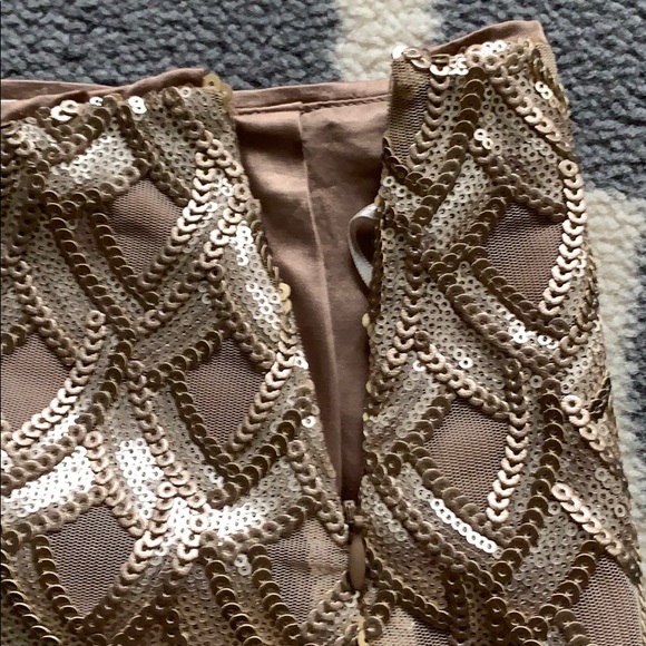 Forever 21 Exclusive sequin mini skirt - Picture 6 of 7